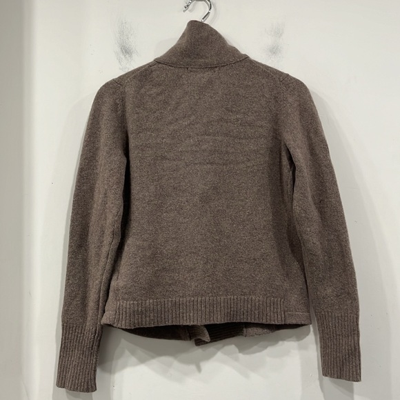 Banana Republic Lambswool Peacoat Buttoned Cardigan Sweater in Brown Pink M - Picture 9 of 12